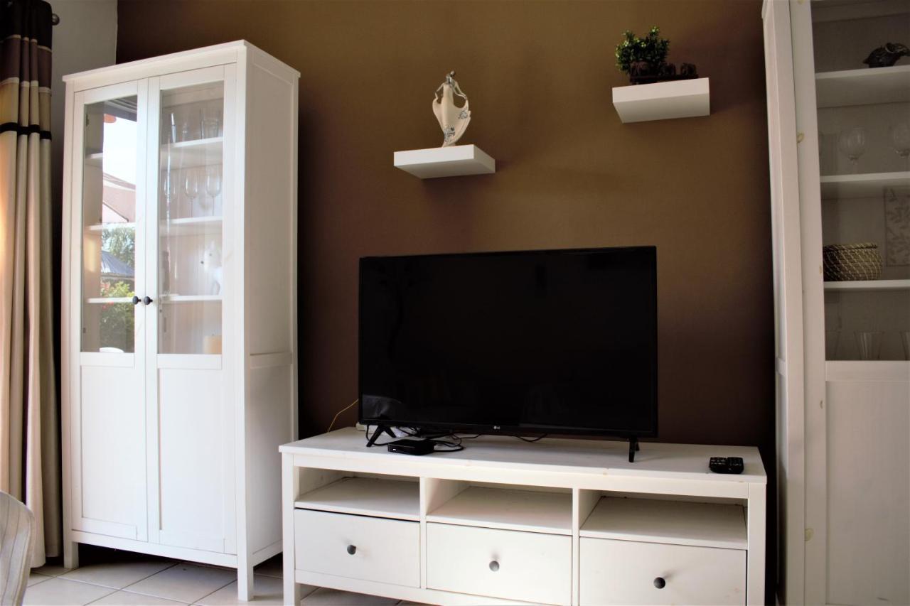 Townhouse In Paradise Gardens Пафос Екстериор снимка