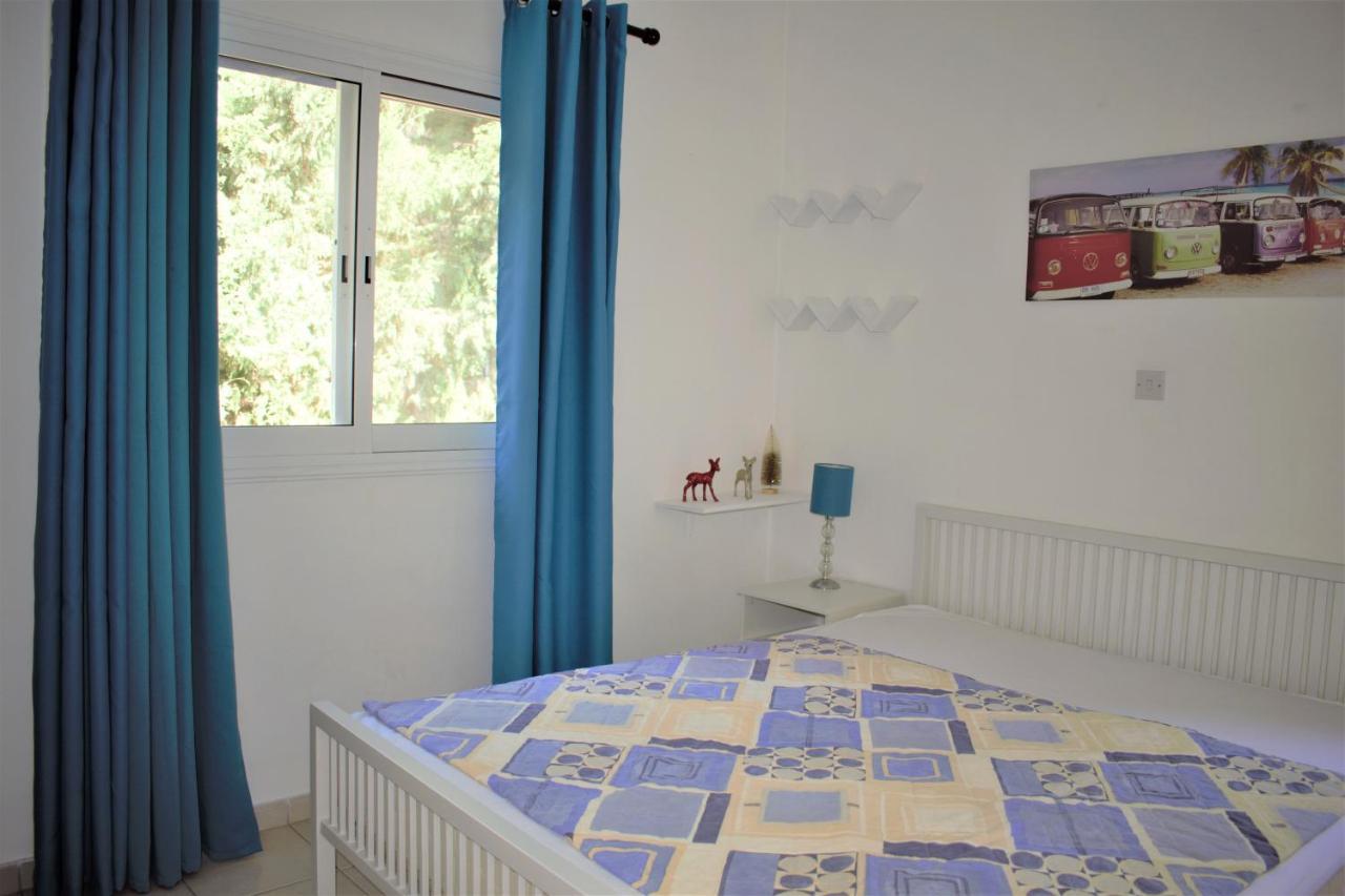 Townhouse In Paradise Gardens Пафос Екстериор снимка