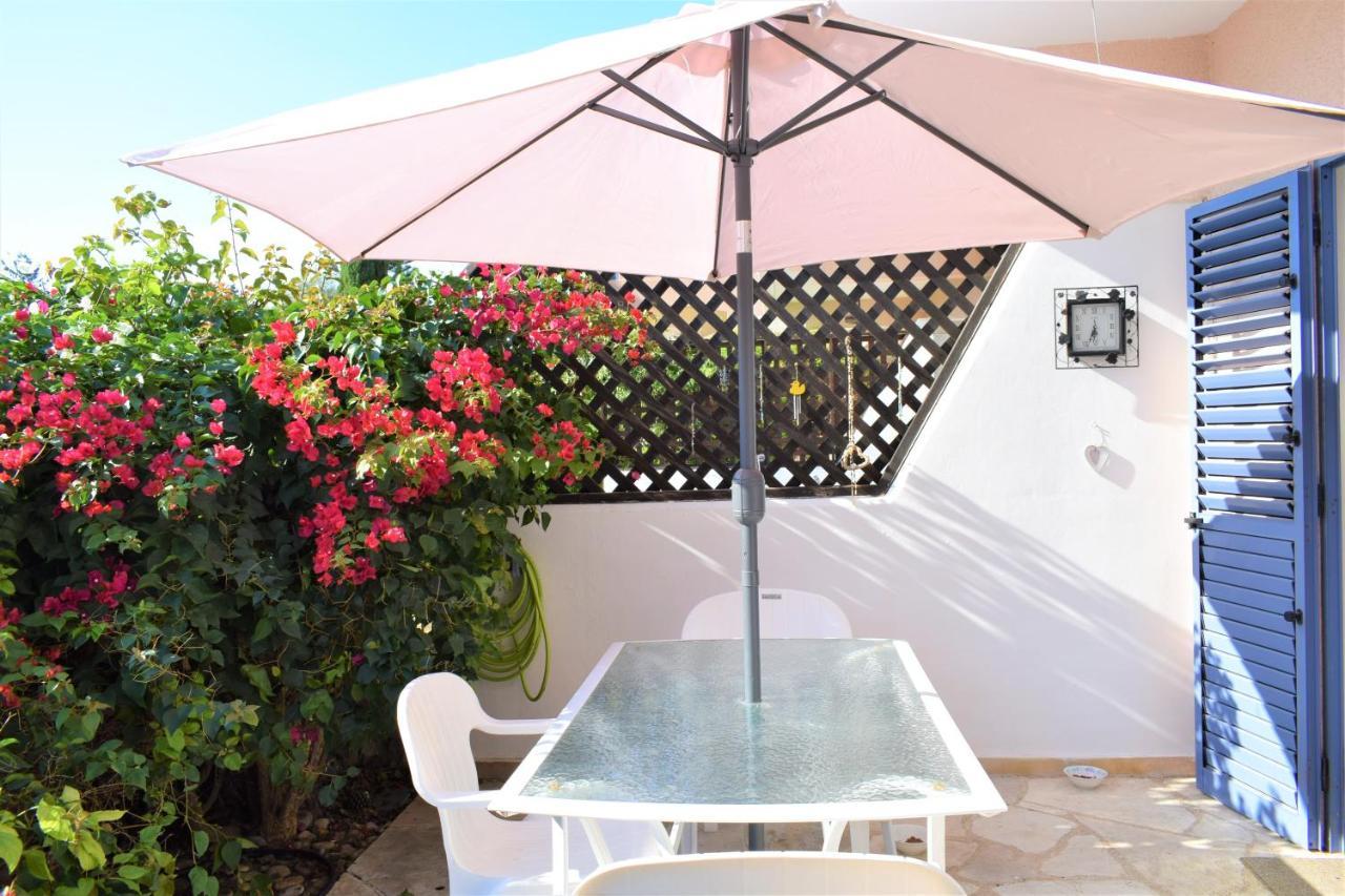 Townhouse In Paradise Gardens Пафос Екстериор снимка